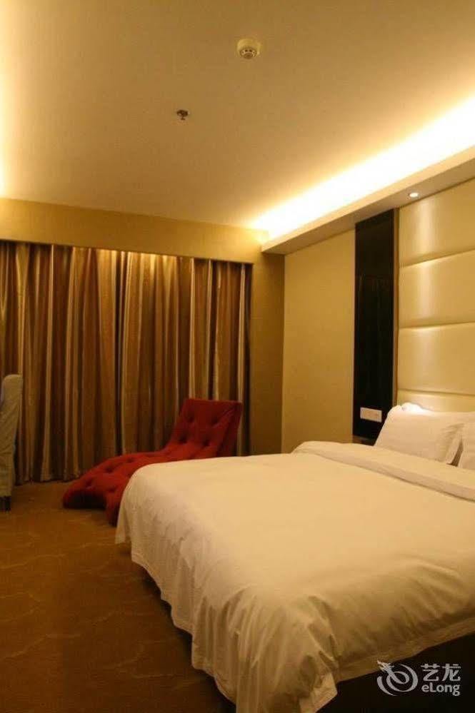 Bella Ingenious Hotel Dongying Buitenkant foto